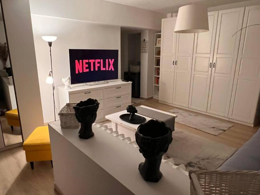 Modern & Cozy 2 Rooms Apartment Bükreş Dış mekan fotoğraf
